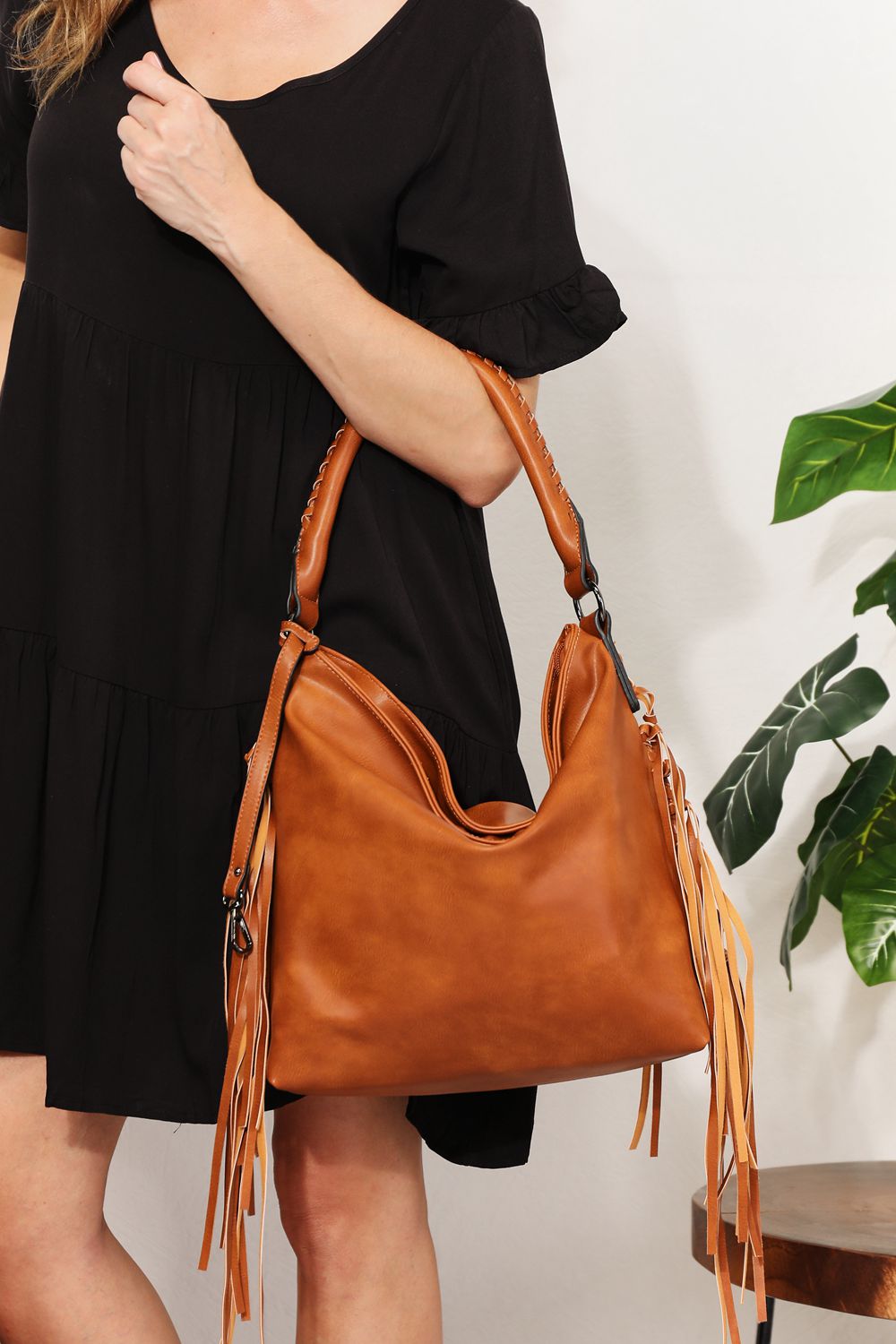 Shomico Fringe Shoulder Bag