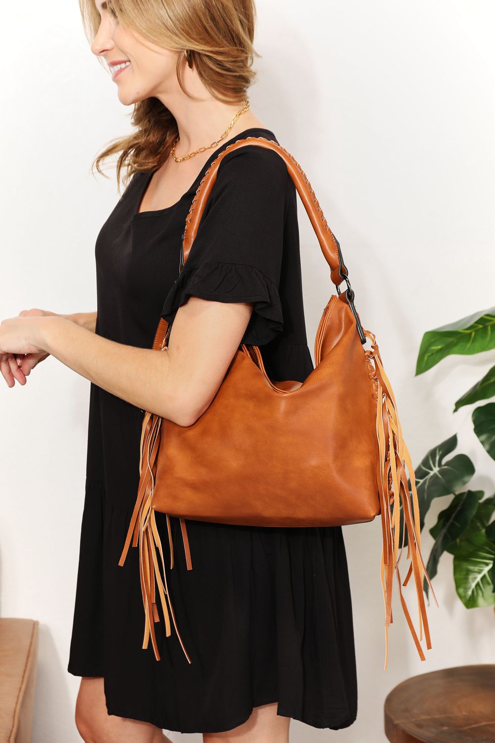 Shomico Fringe Shoulder Bag